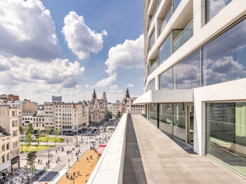 Office: Antwerp Tower, 2000 Antwerpen