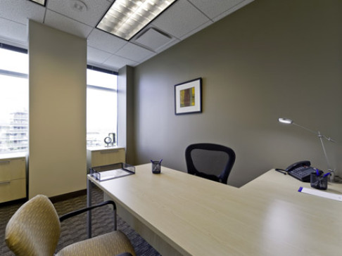 Office: Arizona, 24th and Camelback, 2375 E. Camelback Road, Phoenix, AZ 85016