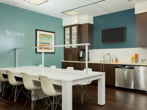 Office: Arizona, Downtown, One South Church Avenue, Tucson, AZ 85701