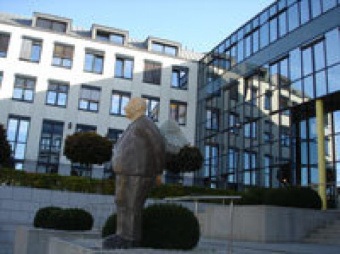 Office: Artemis, Munich, 80687
