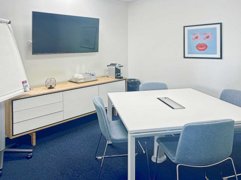 Office: 18 rue du Bourg Nouveau, ZAC Atalante Champeaux, Rennes, 35000