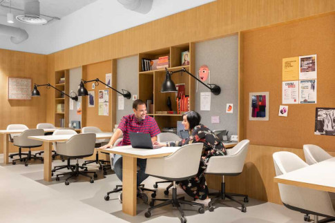 Office: Calle de M&eacute;ndez &Aacute;lvaro, 20, Madrid, 28045