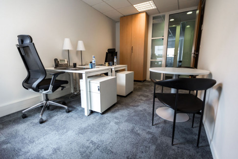 Office: Avenue Carnot, 12 Avenue Carnot, Nantes