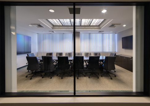Office: Truxtun Avenue, Bakersfield, 93301