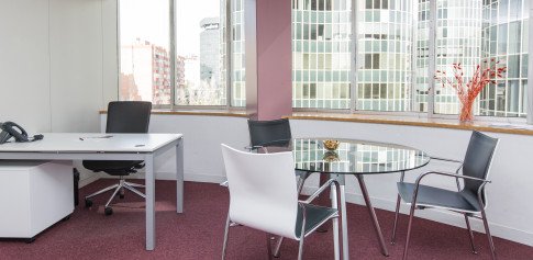 Office: Plantas 3 y 4, Barcelona, 0 8028