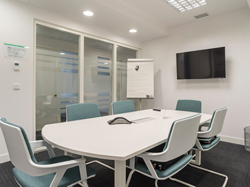 Office: Mas Blau, Carrer d'Osona, Barcelona, 8820
