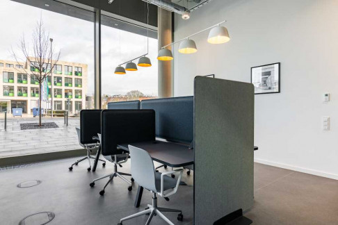 Office: Basler Strasse 3, Bad Homburg, 61352