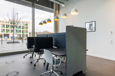 Office: Basler Strasse 3, Bad Homburg, 61352