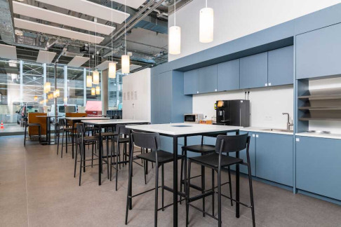 Office: Basler Strasse 3, Bad Homburg, 61352