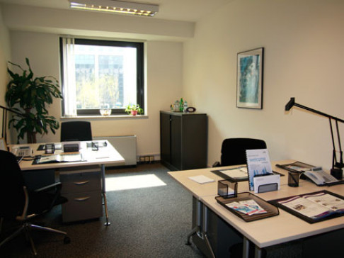 Office: Lufthansa Centre, Lufthansa Center, C203, Beijing, 100016