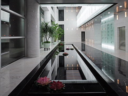 Office: Vantone Centre, 26/F, Tower D, Beijing, 100020