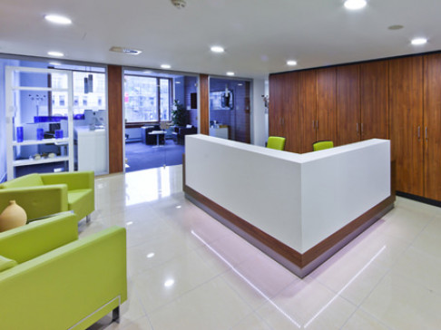 Office: Am Brandenburger Tor, First Floor, Berlin, 10117