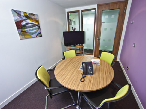 Office: Am Brandenburger Tor, First Floor, Berlin, 10117