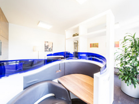 Office: Am Potsdamer Platz, 5th floor, Berlin, 10785