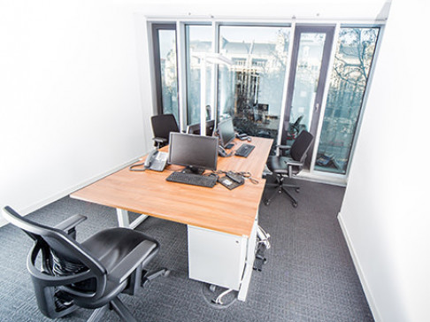 Office: KuDamm, Third Floor, Berlin, 10707