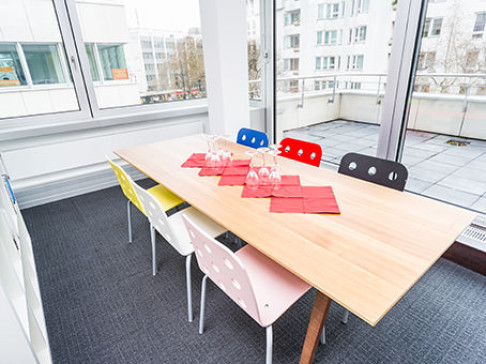 Office: KuDamm, Third Floor, Berlin, 10707