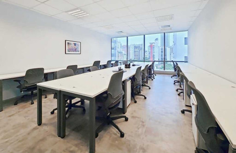 Office: Rua Irm&atilde; Gabriela, 51, Sao Paulo, 04571-130