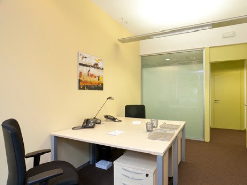 Office: Gran Via, Gran Via 19-21, Bilbao, 48001