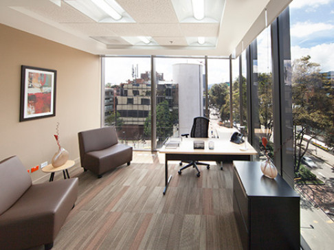 Office: Urban Plaza Chico, 90 Street No. 11- 13, Bogota