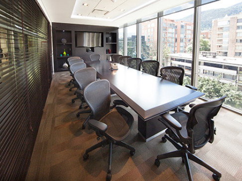 Office: Urban Plaza Chico, 90 Street No. 11- 13, Bogota