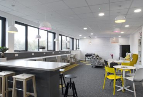 Office: Downsview Rd, Wantage Oxford, OX12 9FF 