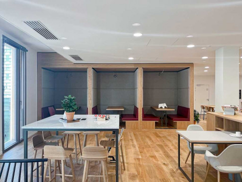 Office: 7 bis boulevard de Berlin, Nantes, 44000