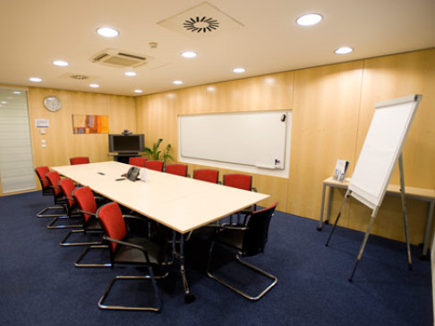 Office: City Centre, Karad, Bratislava, 821 08