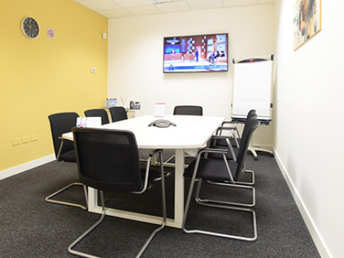 Office: Skyline, Via Fratelli Ugoni 36, Brescia, 25126