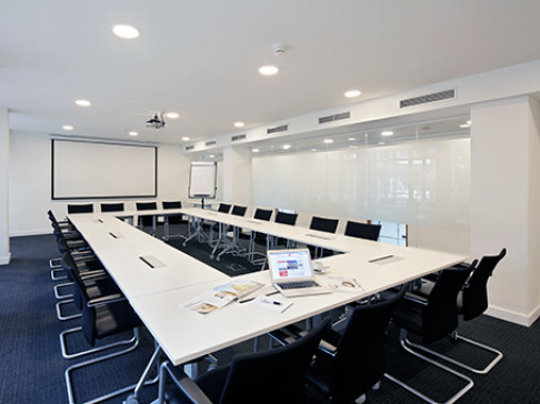 Office: Brussels Central Station, Rue des Colonies / Koloni, Brussels, 1000