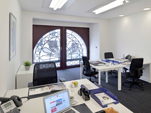 Office: Brussels Central Station, Rue des Colonies / Koloni, Brussels, 1000