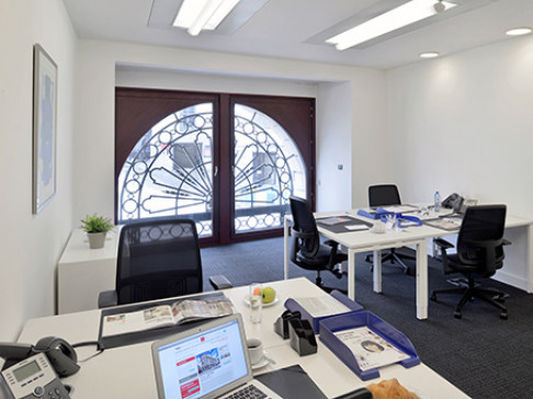 Office: Brussels Central Station, Rue des Colonies / Koloni, Brussels, 1000