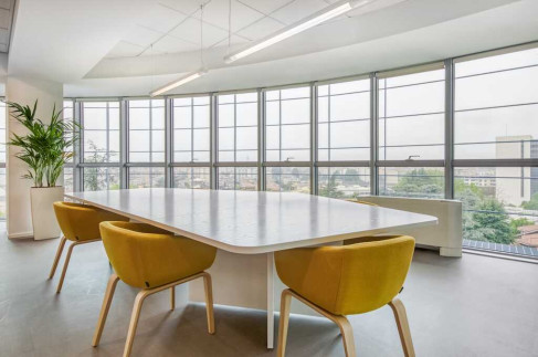 Office: Sinter-Goedeleplein 14, Brussels, 1000