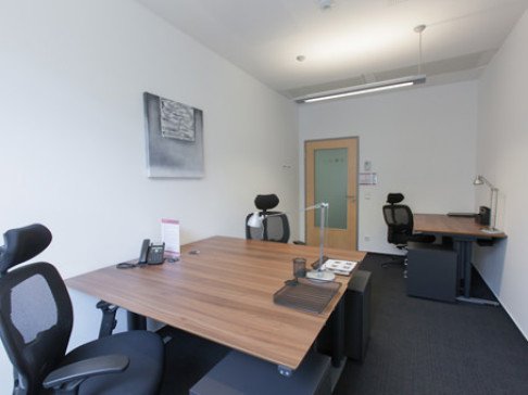 Office: Capital Square, Budapest