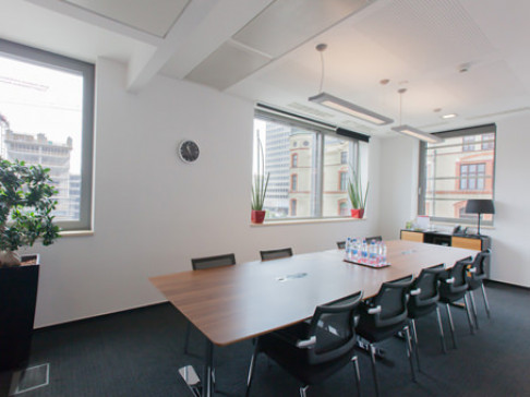 Office: Capital Square, Budapest