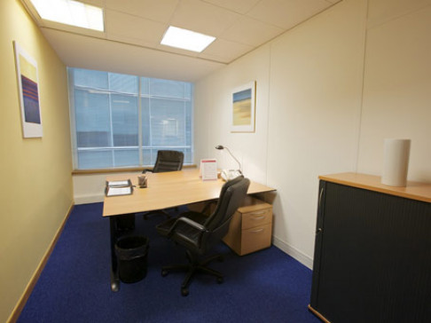 Office: EMKE, EMKE Building, Budapest, 1072