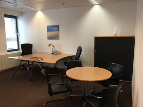 Office: President Centre, Regus House, Budapest, 1054
