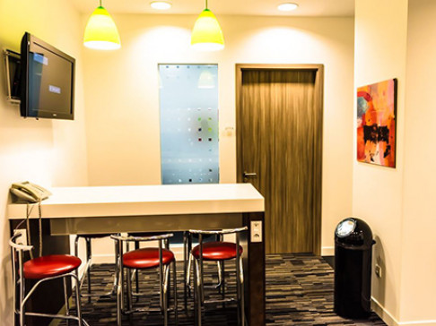 Office: President Centre, Regus House, Budapest, 1054