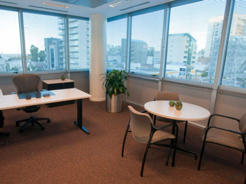 Office: Puerto Madero - Torre Colonos Sur, Edificio Colonos Sur, Buenos Aires, C1107BGA