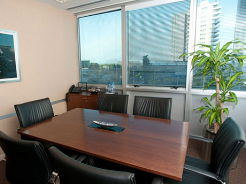 Office: Puerto Madero - Torre Colonos Sur, Edificio Colonos Sur, Buenos Aires, C1107BGA