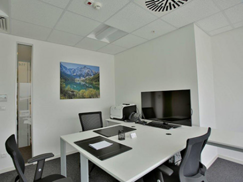 Office: FSM Bulvari, Corner Plus Is Merkezi, Bursa, 16140