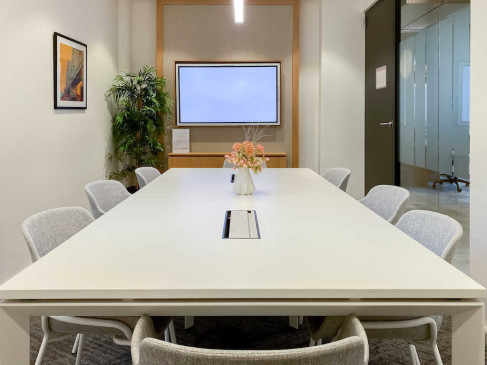 Office: Avenida Perfecto Palacio de la Fuente, 1, Alicante, 03003