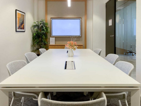 Office: Avenida Perfecto Palacio de la Fuente, 1, Alicante, 03003