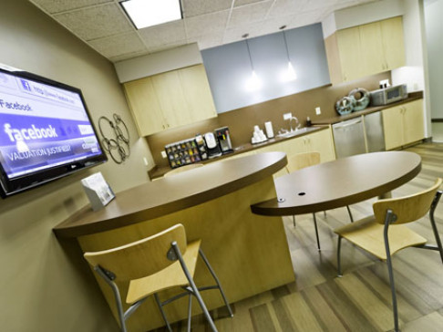 Office: California, Carlota Plaza, 23046 Avenida de la Carlota, Laguna Hills, CA 92653