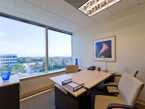 Office: California, Twin Dolphin Drive, Redwood City, CA 94065