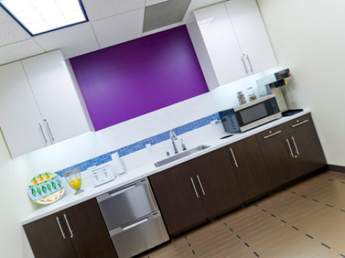 Office: California, Twin Dolphin Drive, Redwood City, CA 94065