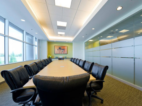 Office: California, Highland Pointe, 915 Highland Pointe Drive, Roseville, CA 95678