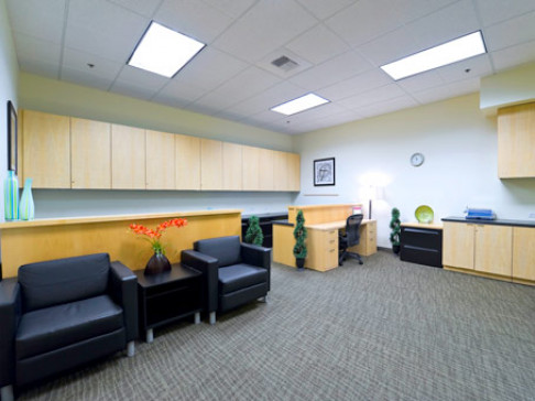 Office: California, Highland Pointe, 915 Highland Pointe Drive, Roseville, CA 95678