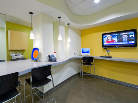 Office: California, Highland Pointe, 915 Highland Pointe Drive, Roseville, CA 95678