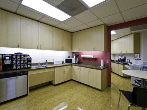 Office: California, University Town Center, 4660 La Jolla Village Dr, San Diego, CA 92122