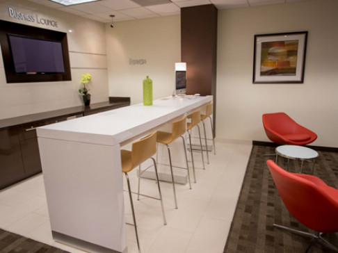 Office: California, Airport, Gateway Place, San Jose, CA 95110